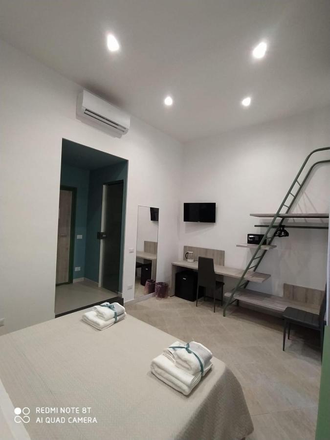 La Casa Di Halley Naples Extérieur photo